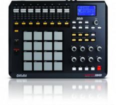 DJ-контроллер AKAI PRO MPD32