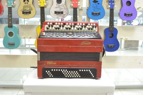 Баян Этюд 205М красный 55×100-II (б/у)
