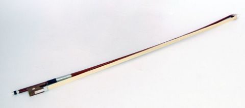 Смычок скрипичный размером 1/8 Caraya Bows-1/8