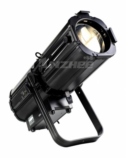 Прожектор профильный Anzhee PRO Profile 150 ZOOM